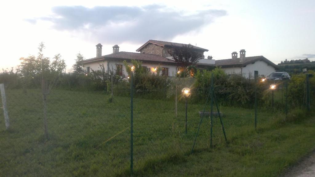 Petrignano B&B Villa Barbarossa מראה חיצוני תמונה